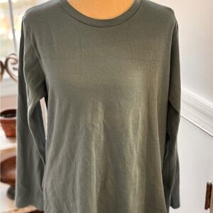 Classic Green Women's LS Top